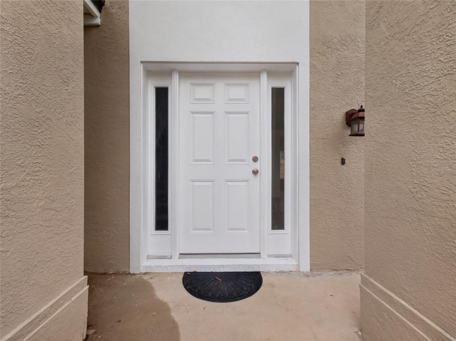 955 W CHARING CROSS CIRCLE