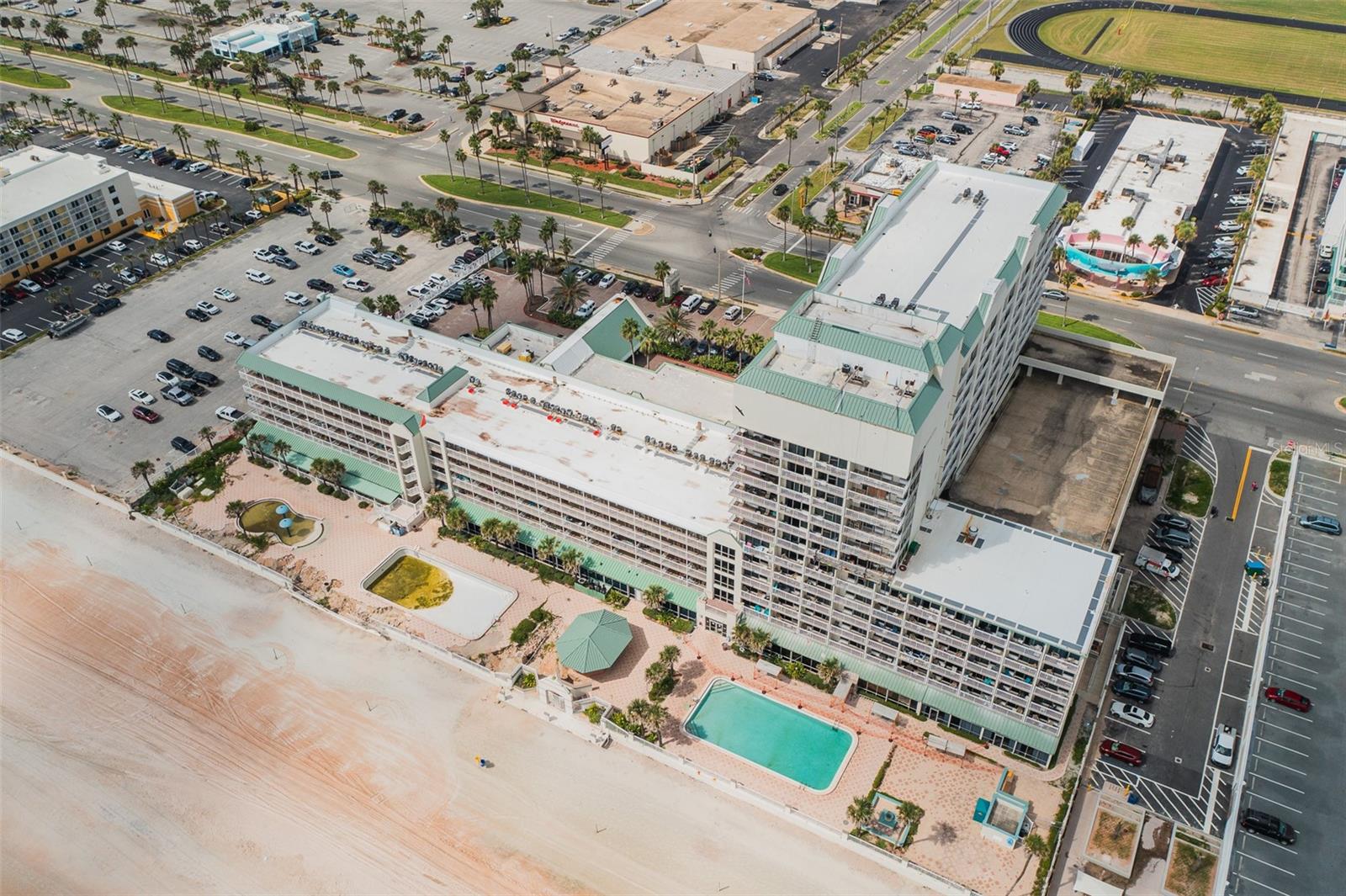DAYTONA BEACH RESORT & CONFERENCE CENTER - Residential