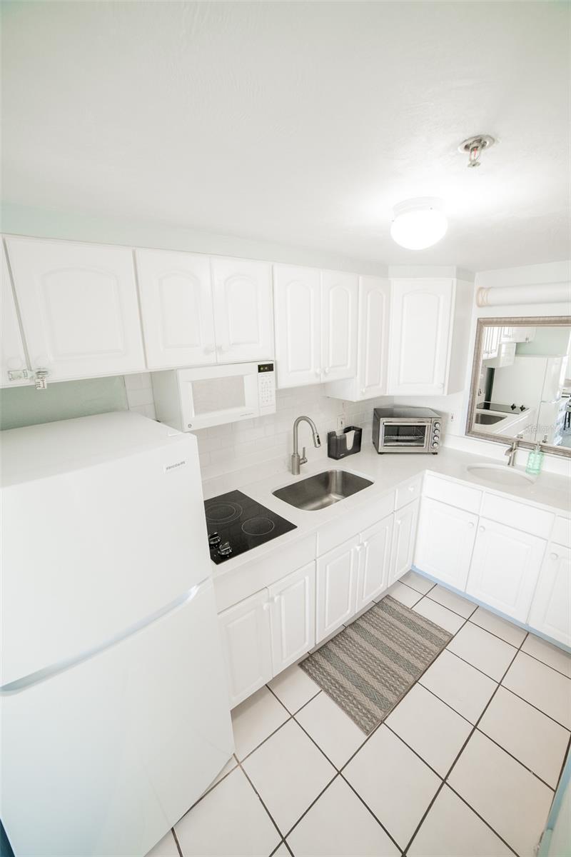 DAYTONA BEACH RESORT & CONFERENCE CENTER - Residential