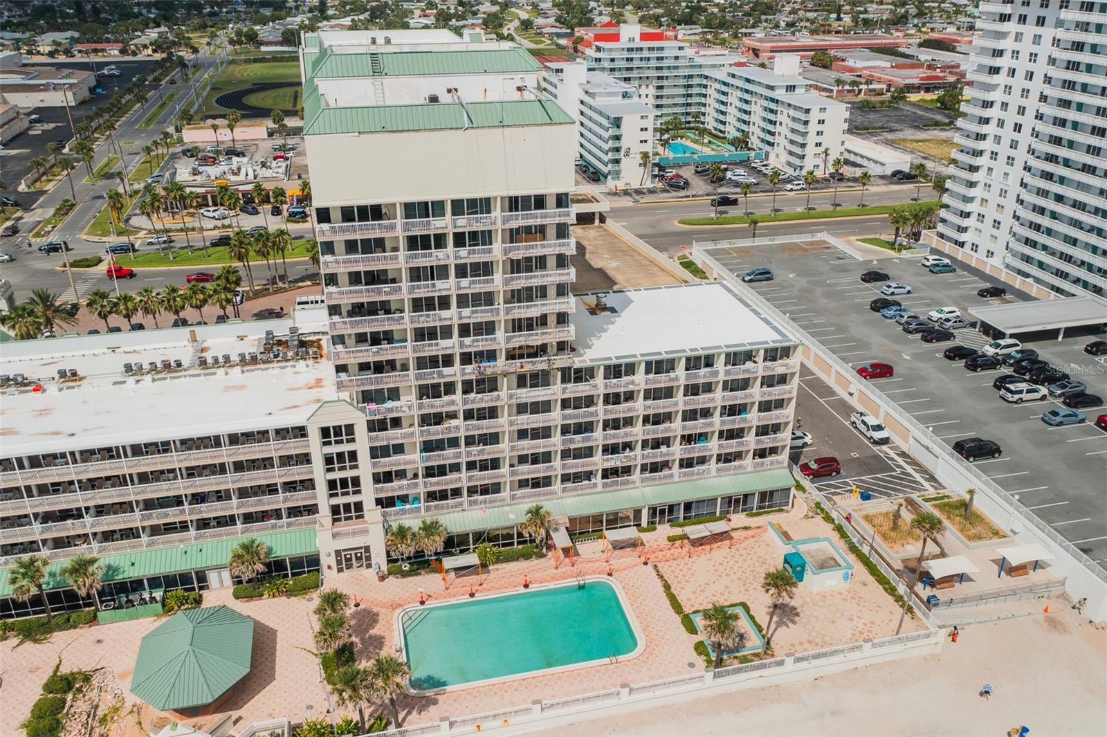 DAYTONA BEACH RESORT & CONFERENCE CENTER - Residential