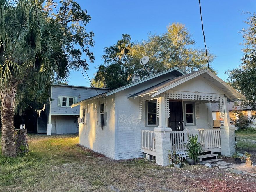 Perfect for Investments. 20K under estimated market value. You MUST make an offer! Seller has done a full renovation. This property includes 552 Live Oak and 550 Live Oak. This Duplex is 2 separate dwellings on the same property with individual meters for water and electricity. Both units have living, kitchen, 2 bedrooms with 1 bath each. Front unit features terrazzo floor, range and a refrigerator. Unit on the back has two storage space on the bottom and 2 bedrooms with 1 bath, up-stair. Both units have parking space and off-street parking! Ideal location close to Bethune-Cookman University, Daytona State College, Halifax hospital, Speed Way, the beach, public transportation and schools. ;Water: City