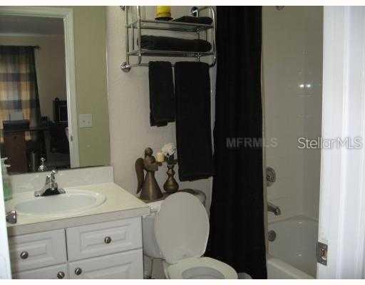 MAGNOLIA BAY AT MAITLAND - Residential