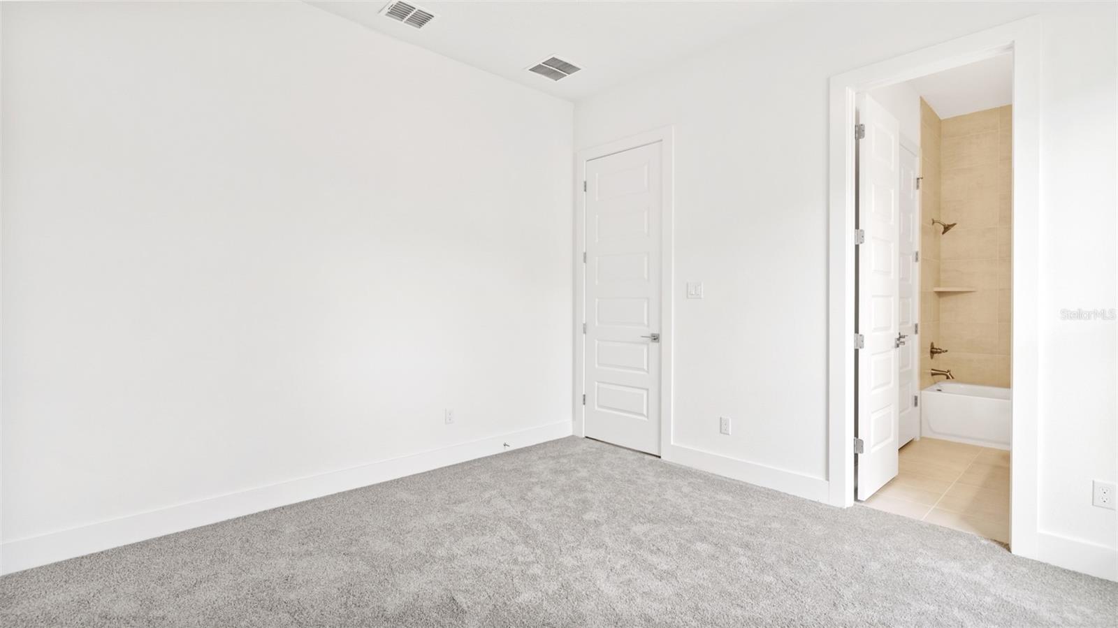 MAGNOLIA BAY SOUTH PHASE 1 - Residential