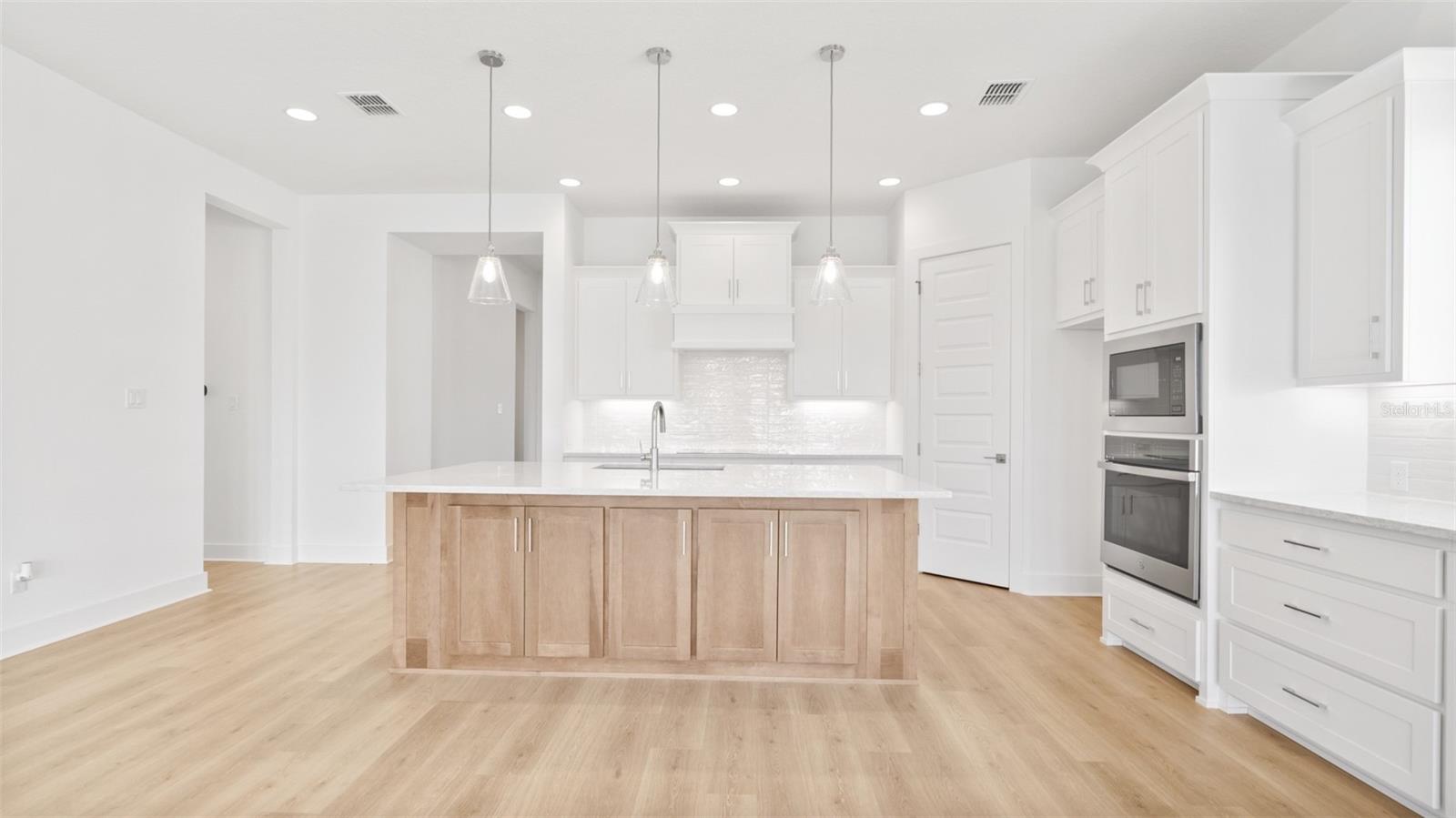 MAGNOLIA BAY SOUTH PHASE 1 - Residential