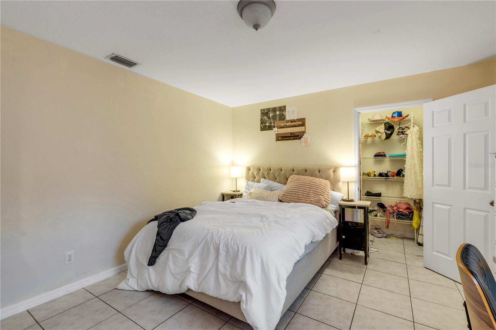 NEW GLENCOE 01 - Residential