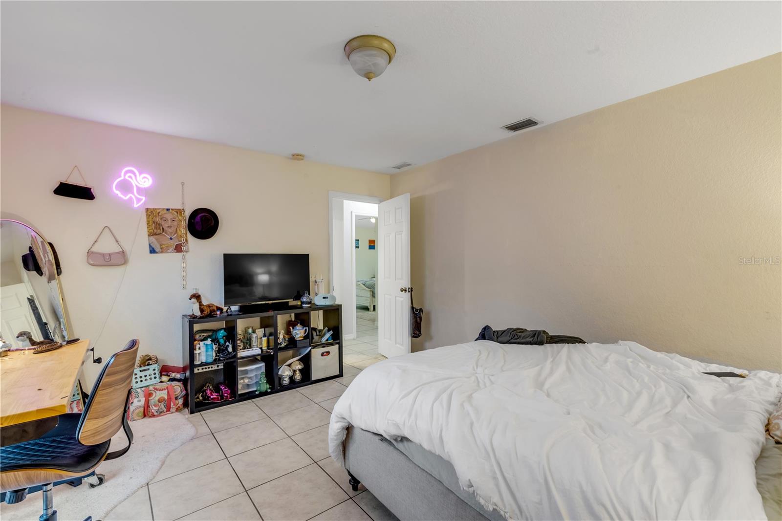 NEW GLENCOE 01 - Residential