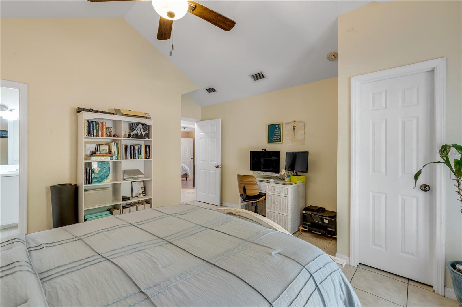 NEW GLENCOE 01 - Residential