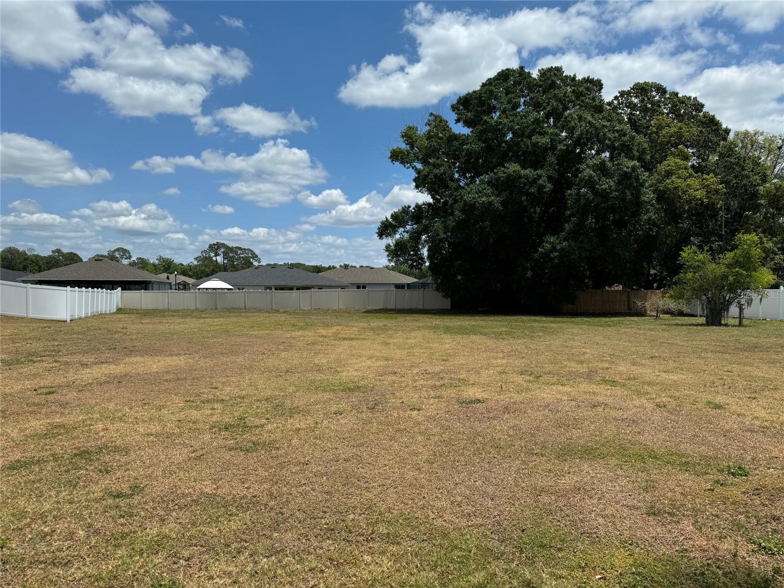 KESHISHIAN SUB - Land