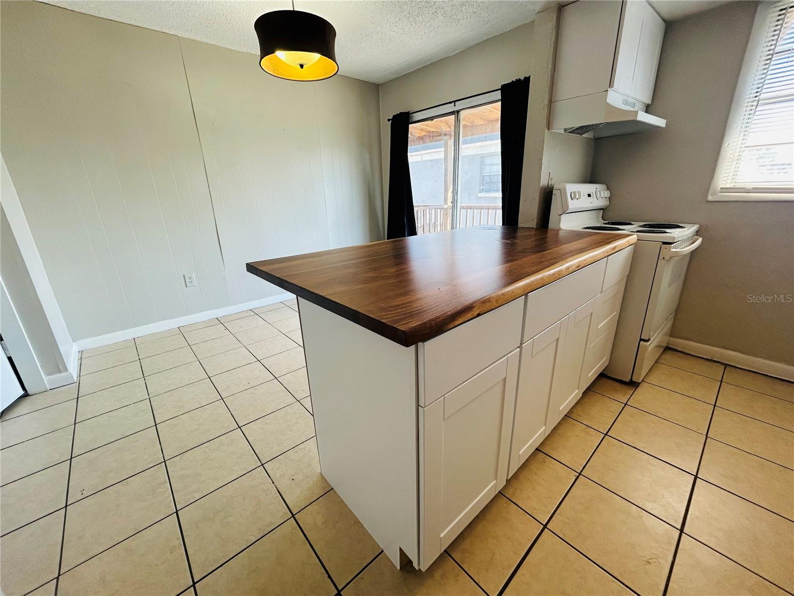 CATALINA ISLES CONDO - Residential