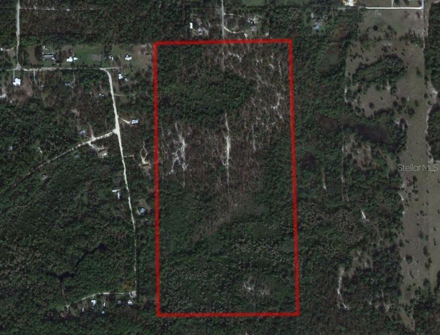 119 +/- wooded acre parcel close to schools, Crystal River Airport, health care, hospital, shopping and outdoor fun, fishing, boating on the nearby Crystal River, Kings Bay. Zoned LDR.
