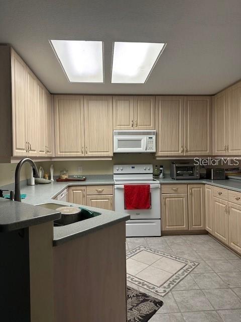 HERON COVE CONDO PH 03 - Residential