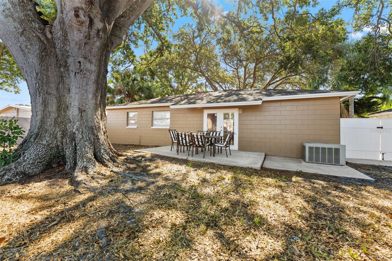 GOLFWOOD ESTATES UNIT 10 - Residential