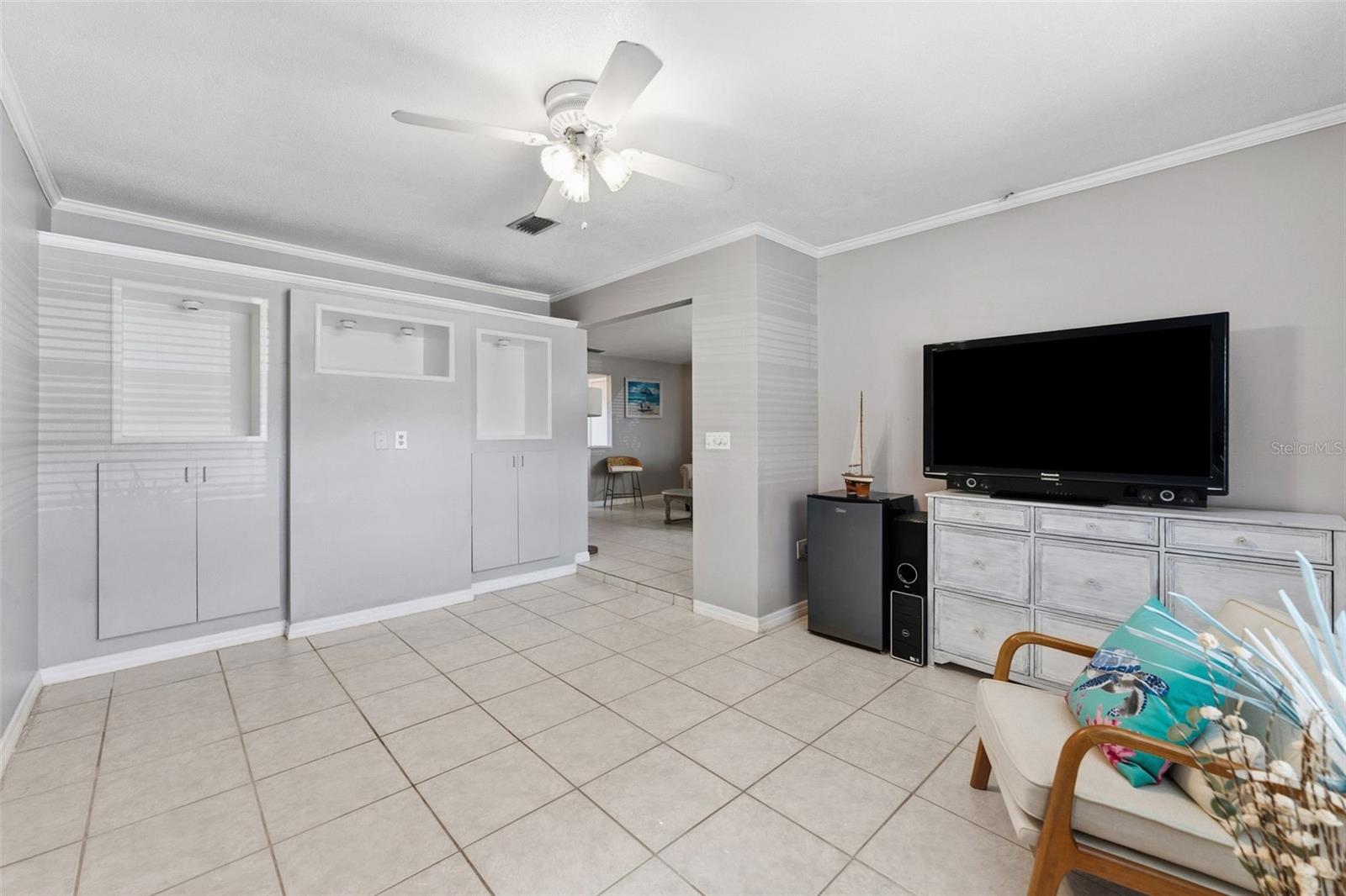 GOLFWOOD ESTATES UNIT 10 - Residential