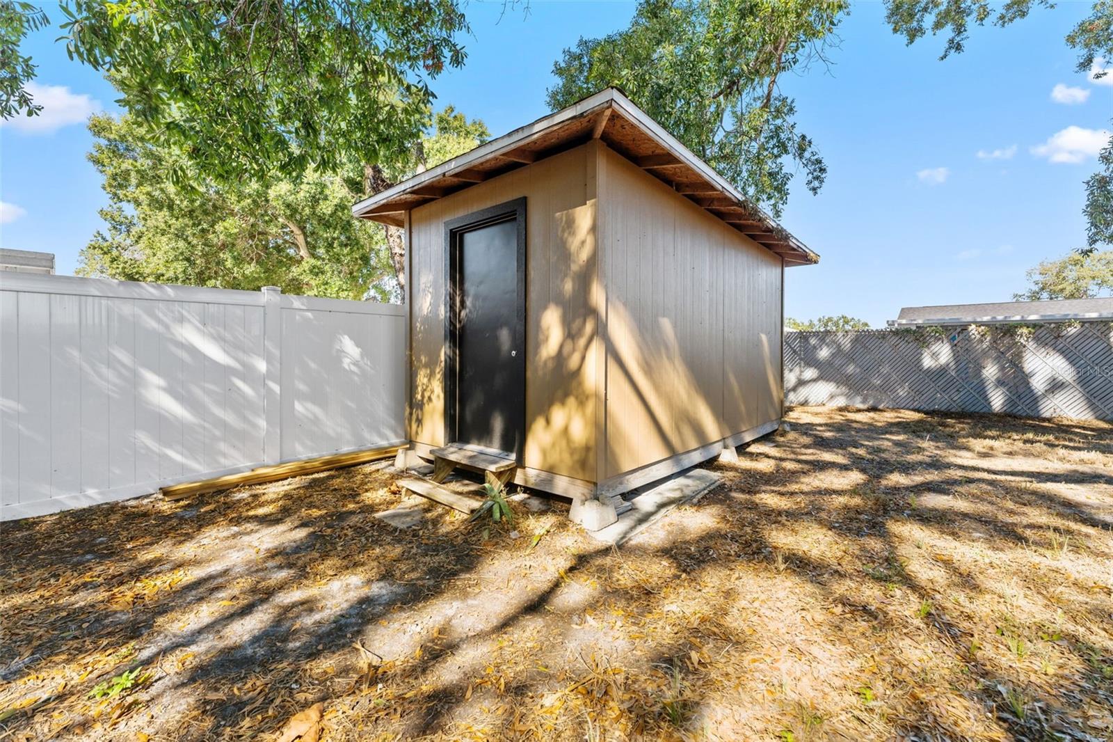 GOLFWOOD ESTATES UNIT 10 - Residential