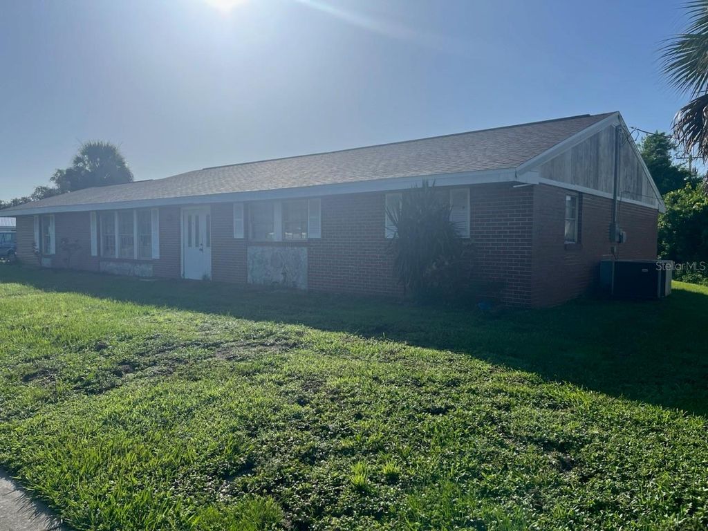 Photo of 20341 Midway Boulevard, Port Charlotte, FL 33952 (MLS # C7514503)