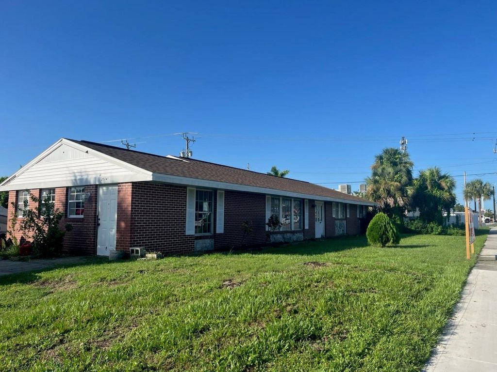 Photo of 20341 Midway Boulevard, Port Charlotte, FL 33952 (MLS # C7514503)