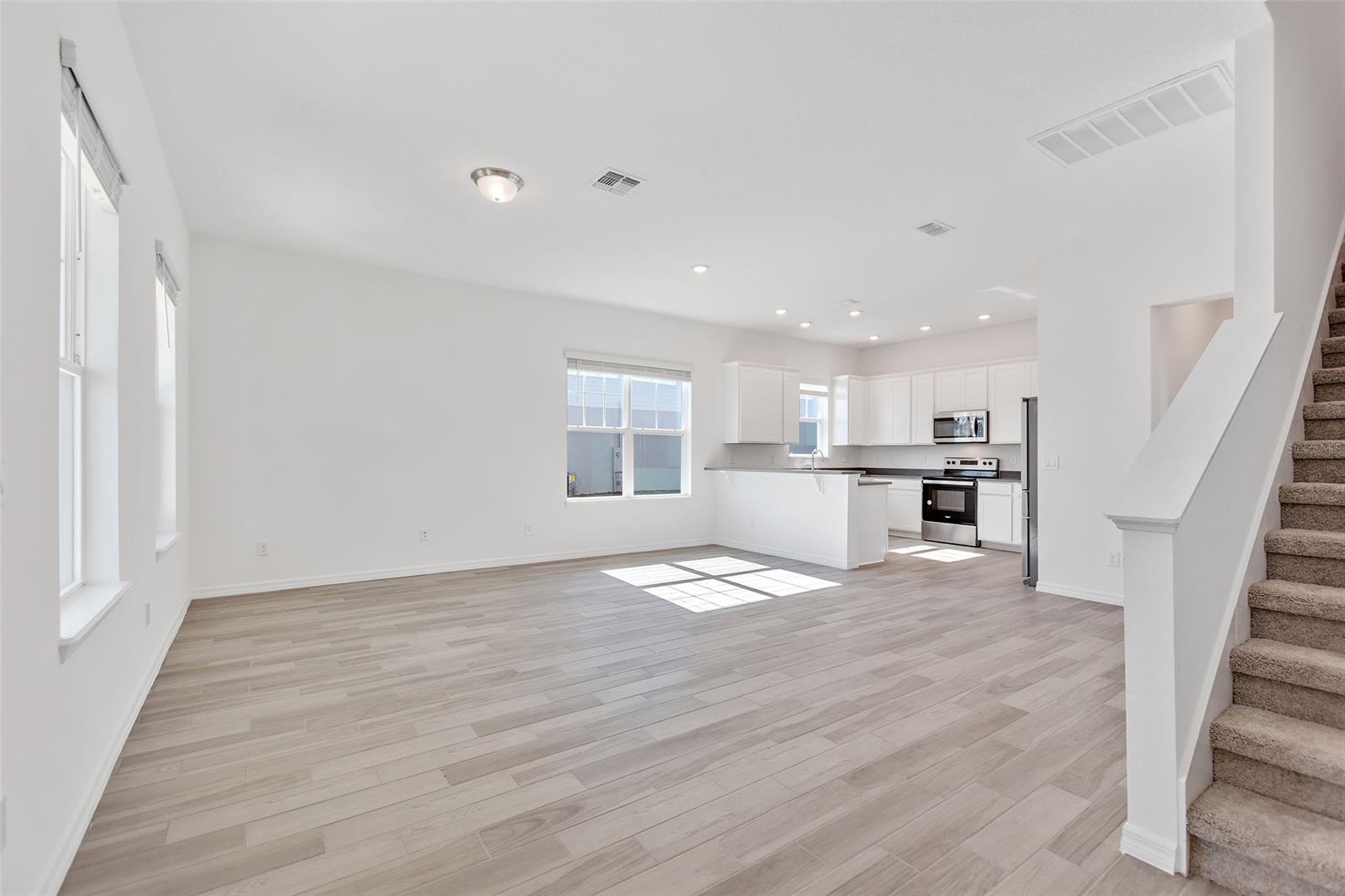 Palms-Ph 4 - Residential