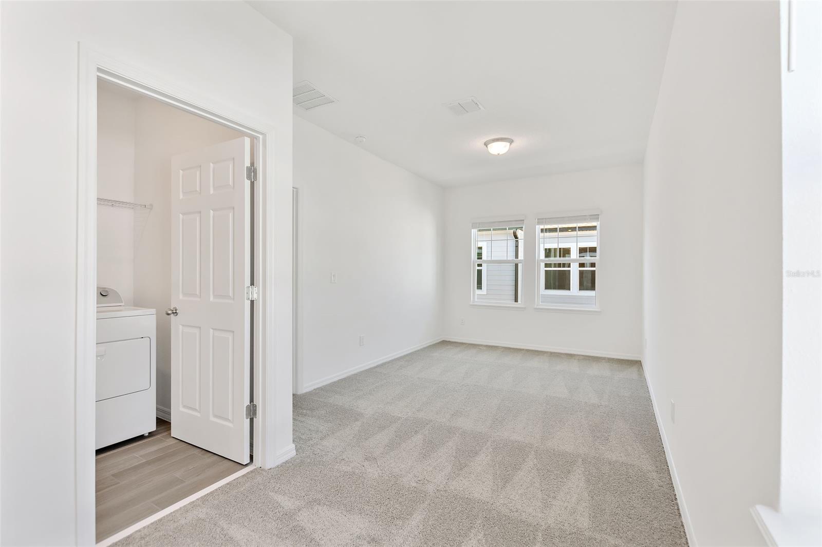 Palms-Ph 4 - Residential