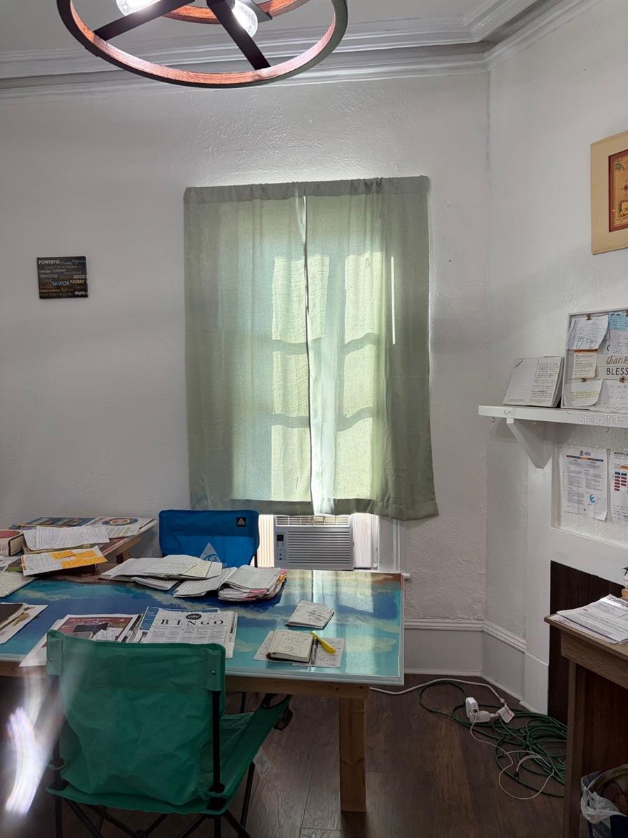 EUSTIS - Residential Income