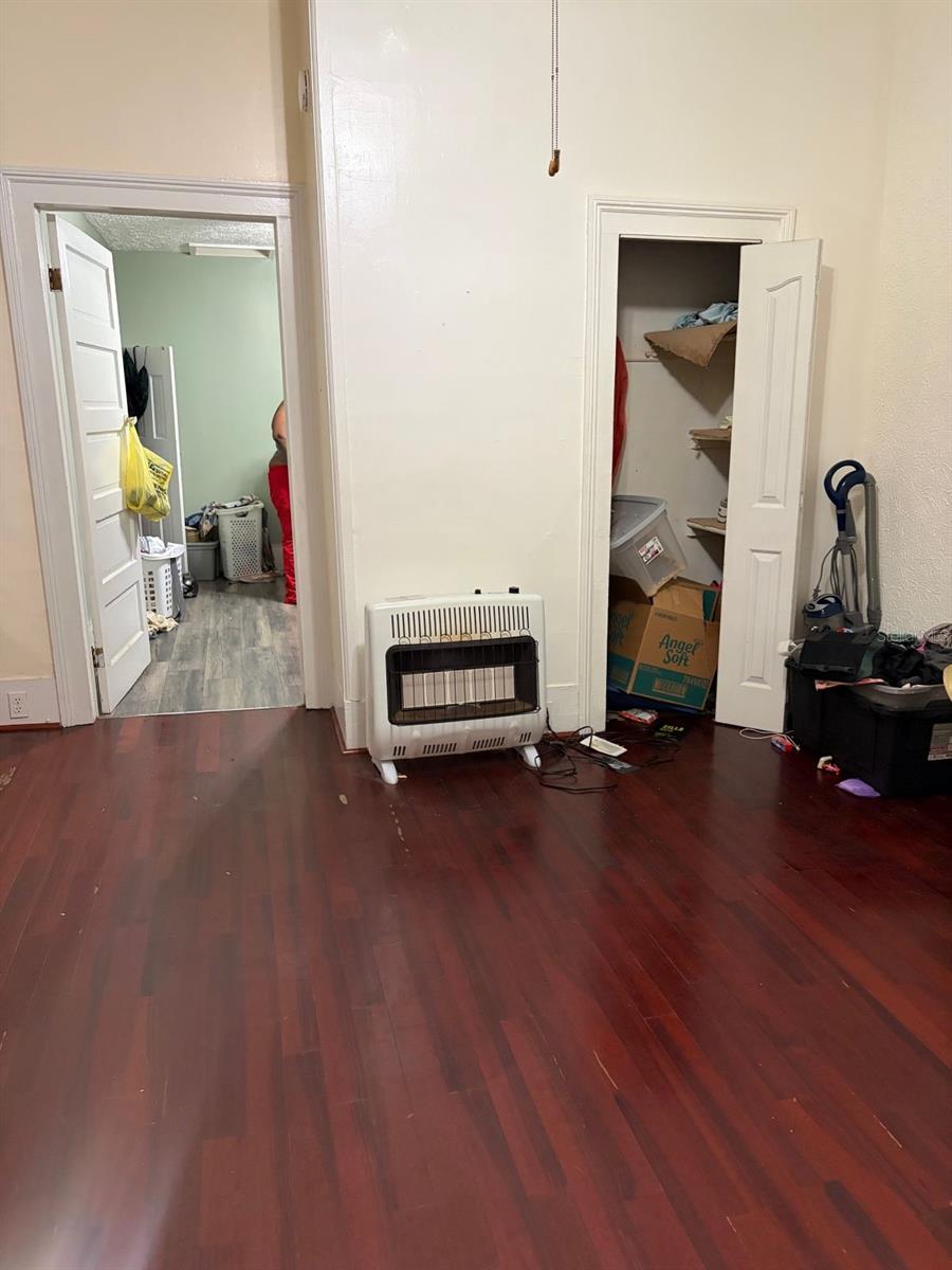 EUSTIS - Residential Income