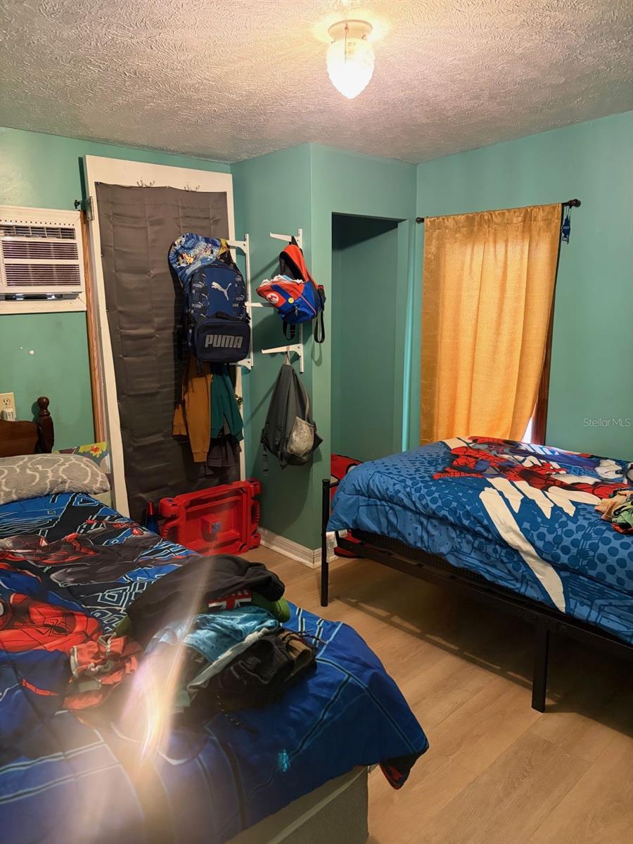 EUSTIS - Residential Income