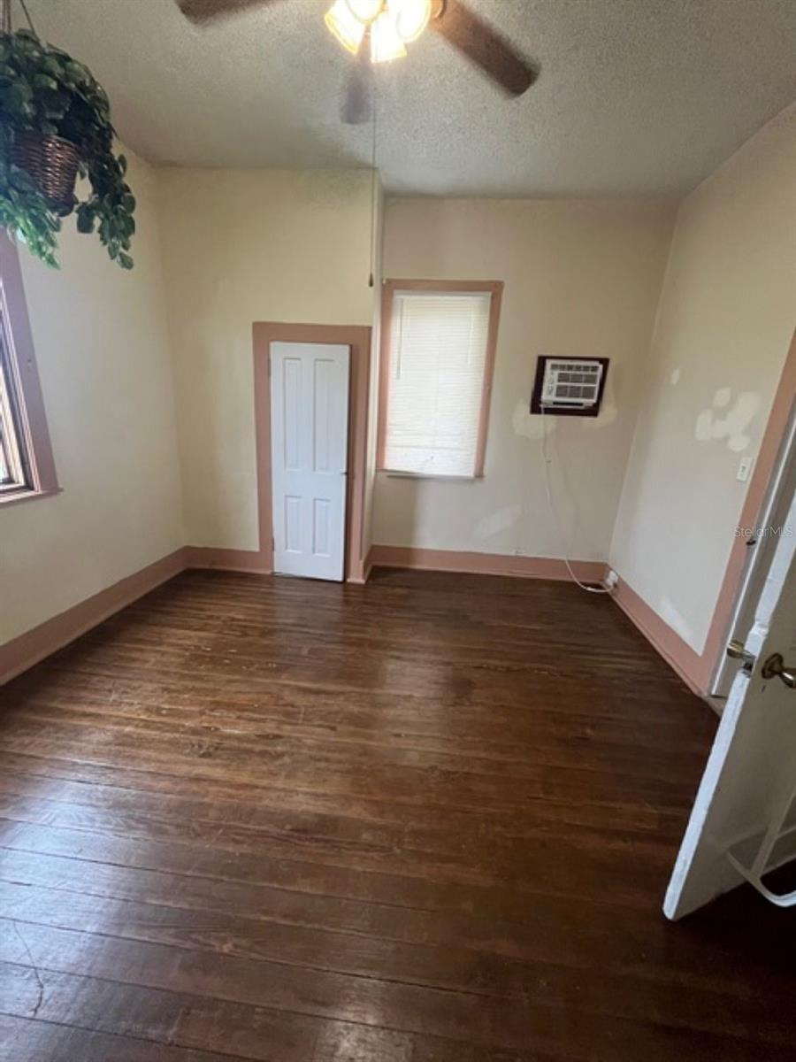 EUSTIS - Residential Income