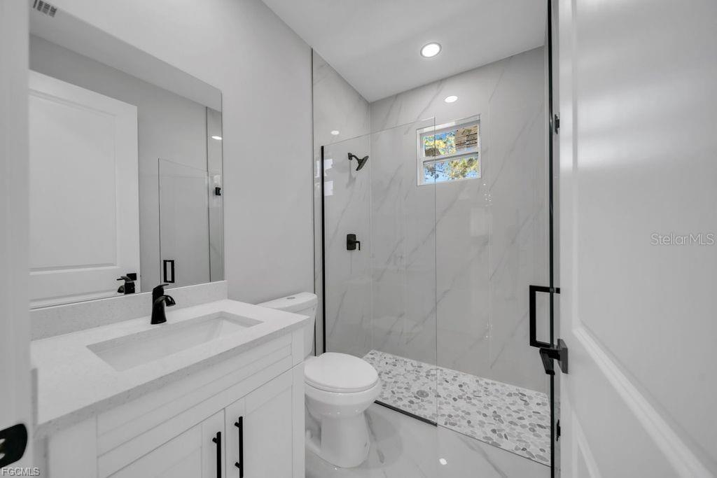 LEHIGH ACRES UNIT 1 REPLAT - Residential