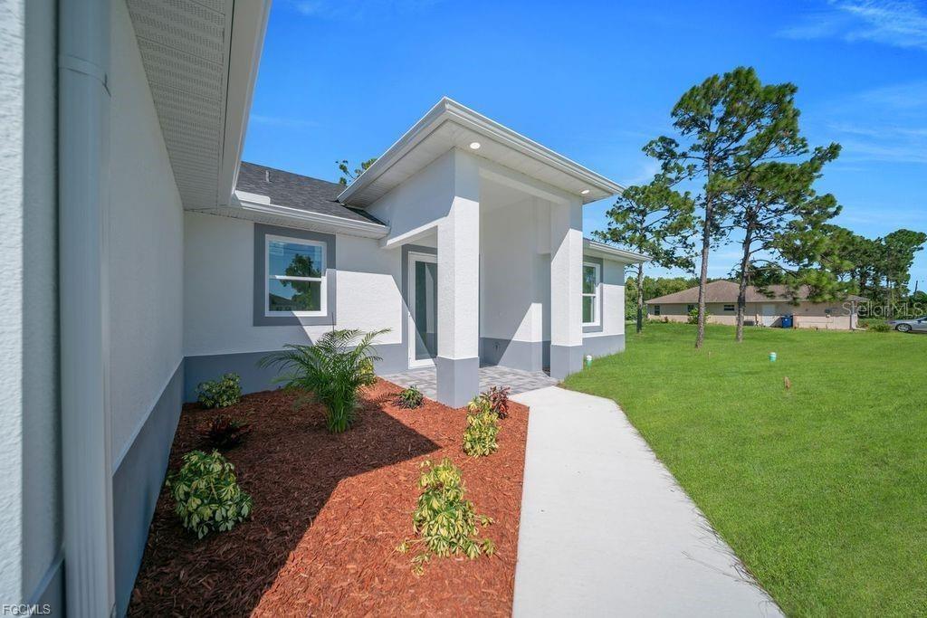 LEHIGH ACRES UNIT 1 REPLAT - Residential