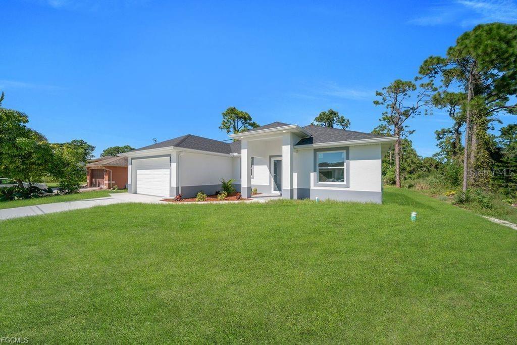 LEHIGH ACRES UNIT 1 REPLAT - Residential