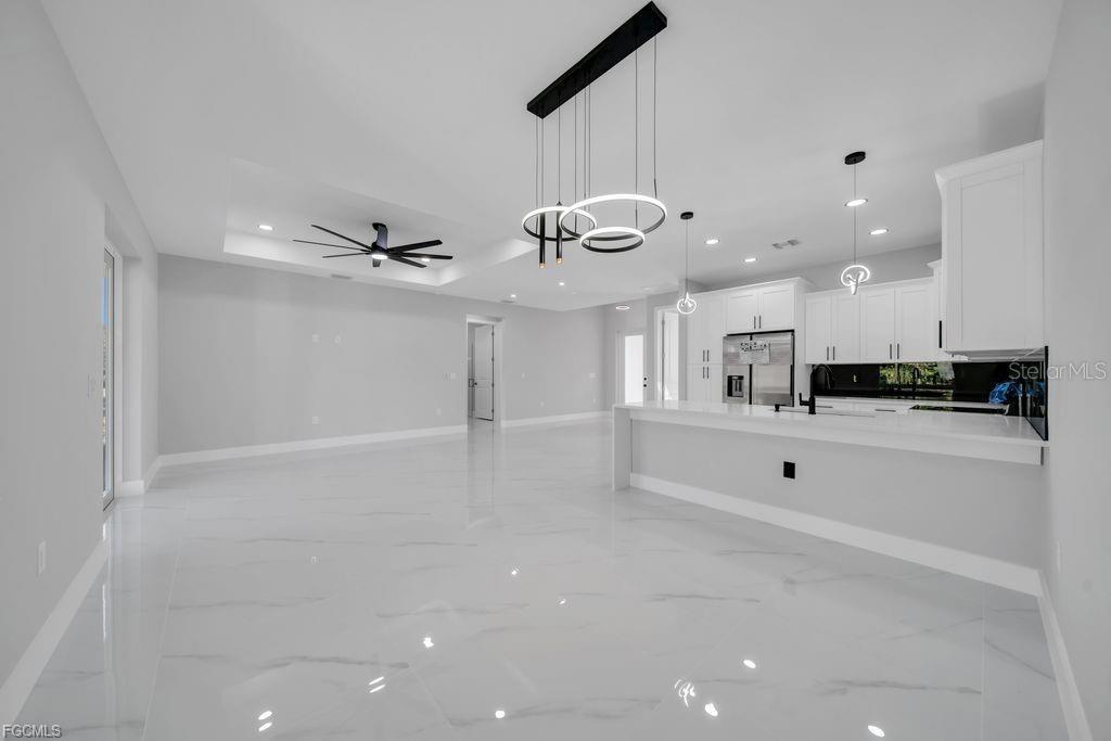 LEHIGH ACRES UNIT 1 REPLAT - Residential