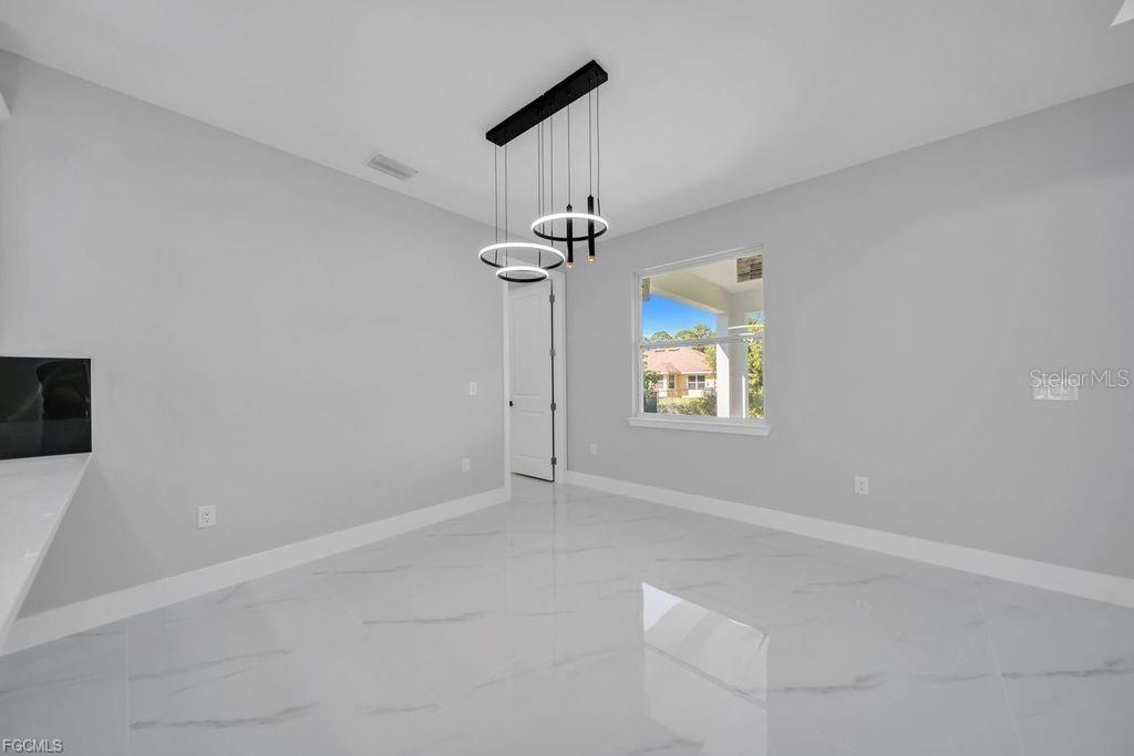 LEHIGH ACRES UNIT 1 REPLAT - Residential