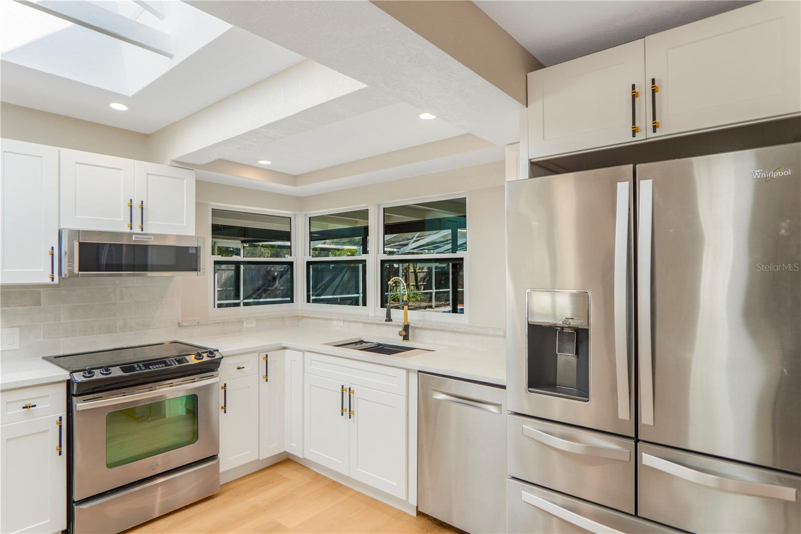 ENGLISH ESTATES UNIT 2 - Residential