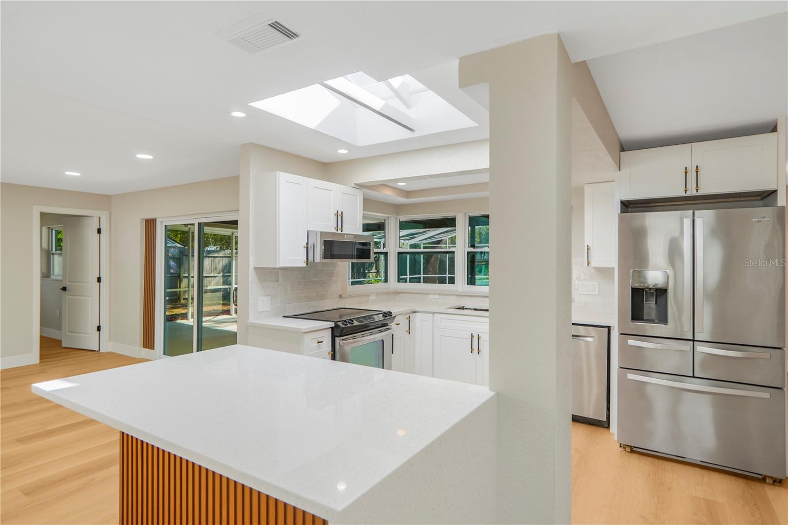 ENGLISH ESTATES UNIT 2 - Residential