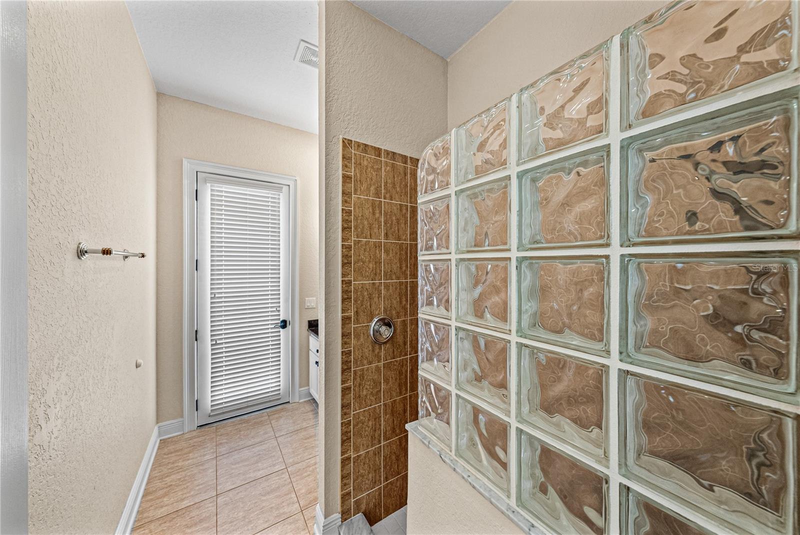 LAKE JOVITA GOLF & COUNTRY CLUB PH 01A - Residential