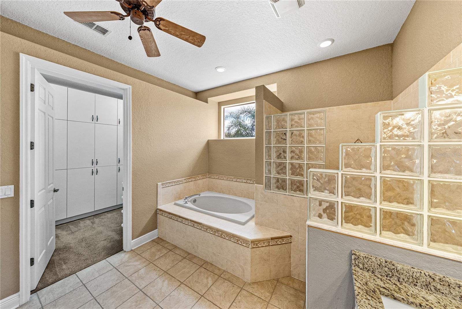 LAKE JOVITA GOLF & COUNTRY CLUB PH 01A - Residential