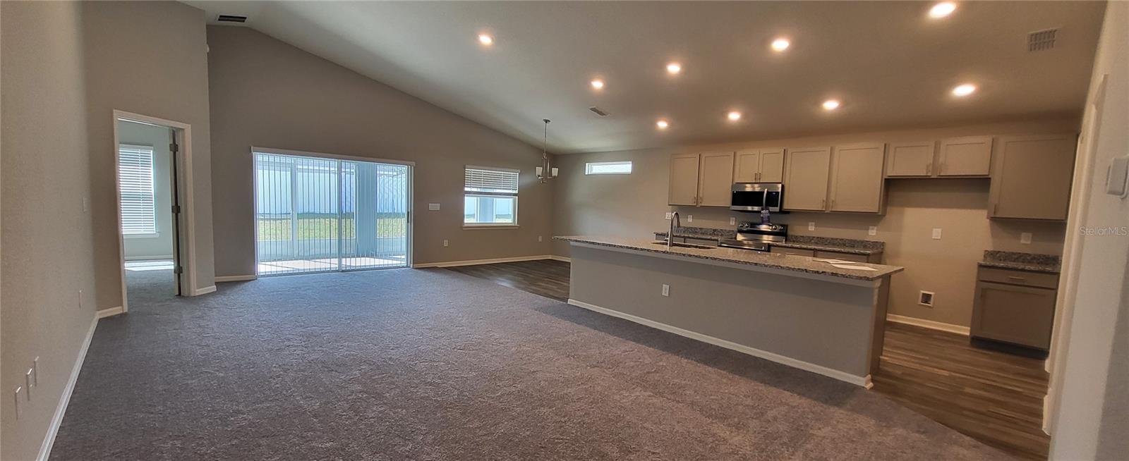 ANISTON - Residential Lease