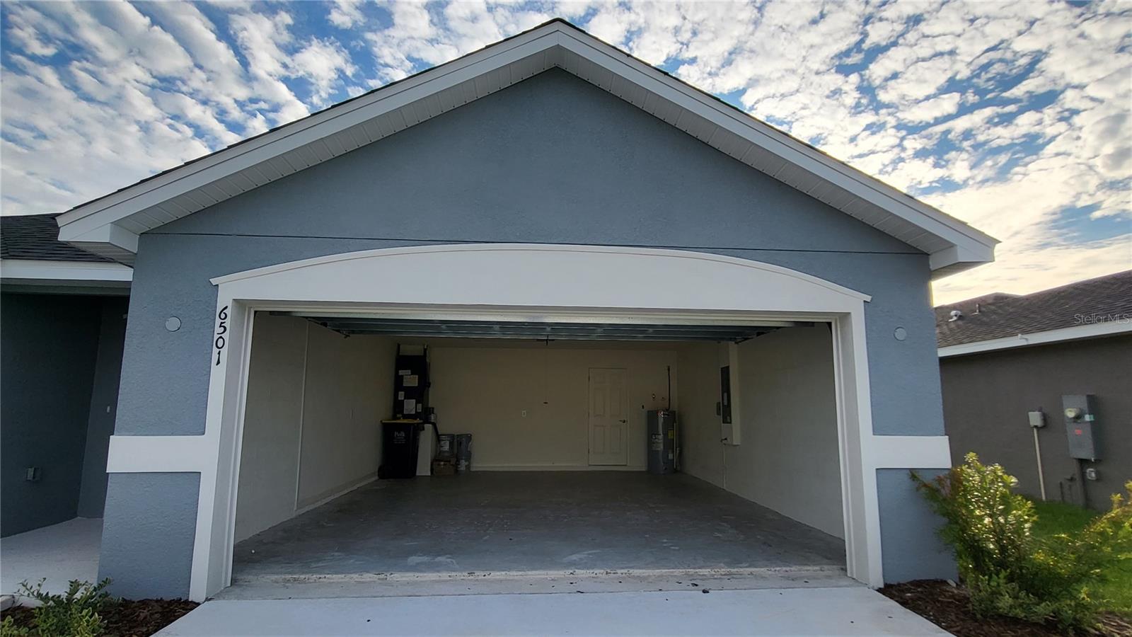 ANISTON - Residential Lease