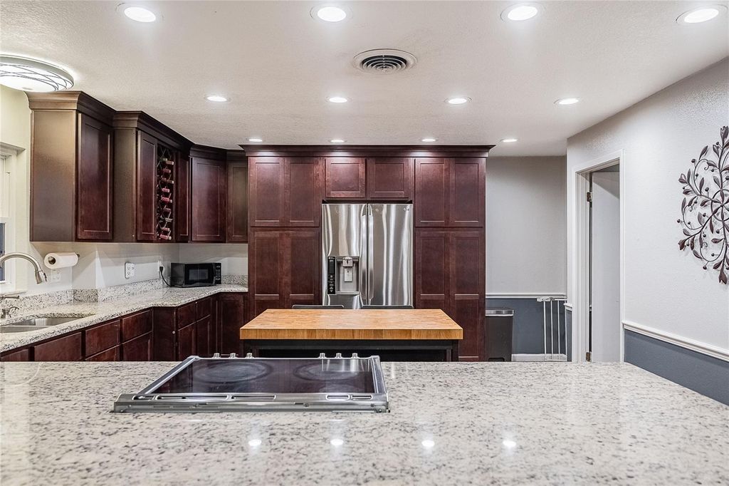 Photo of 4504 Glen Eden, Lakeland, FL 33813 (MLS # L4959102)