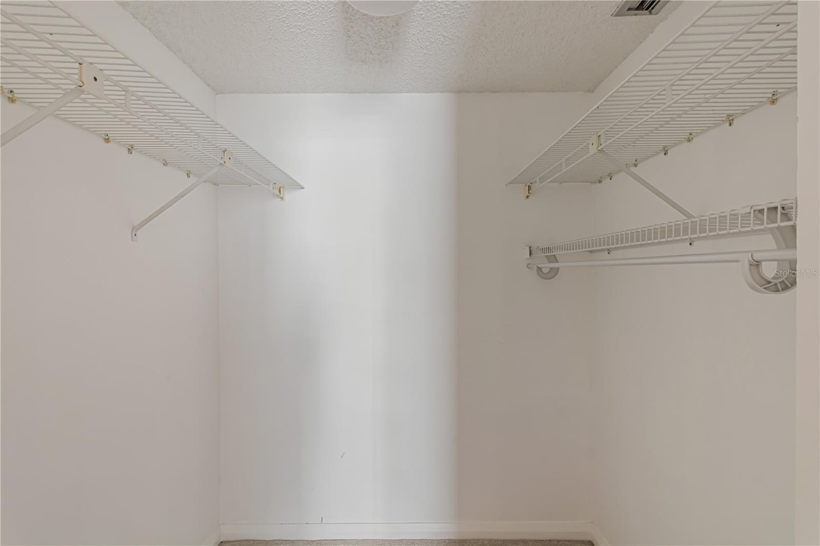 PELICAN BAY YACHT CLUB CONDO BLDG B - Residential