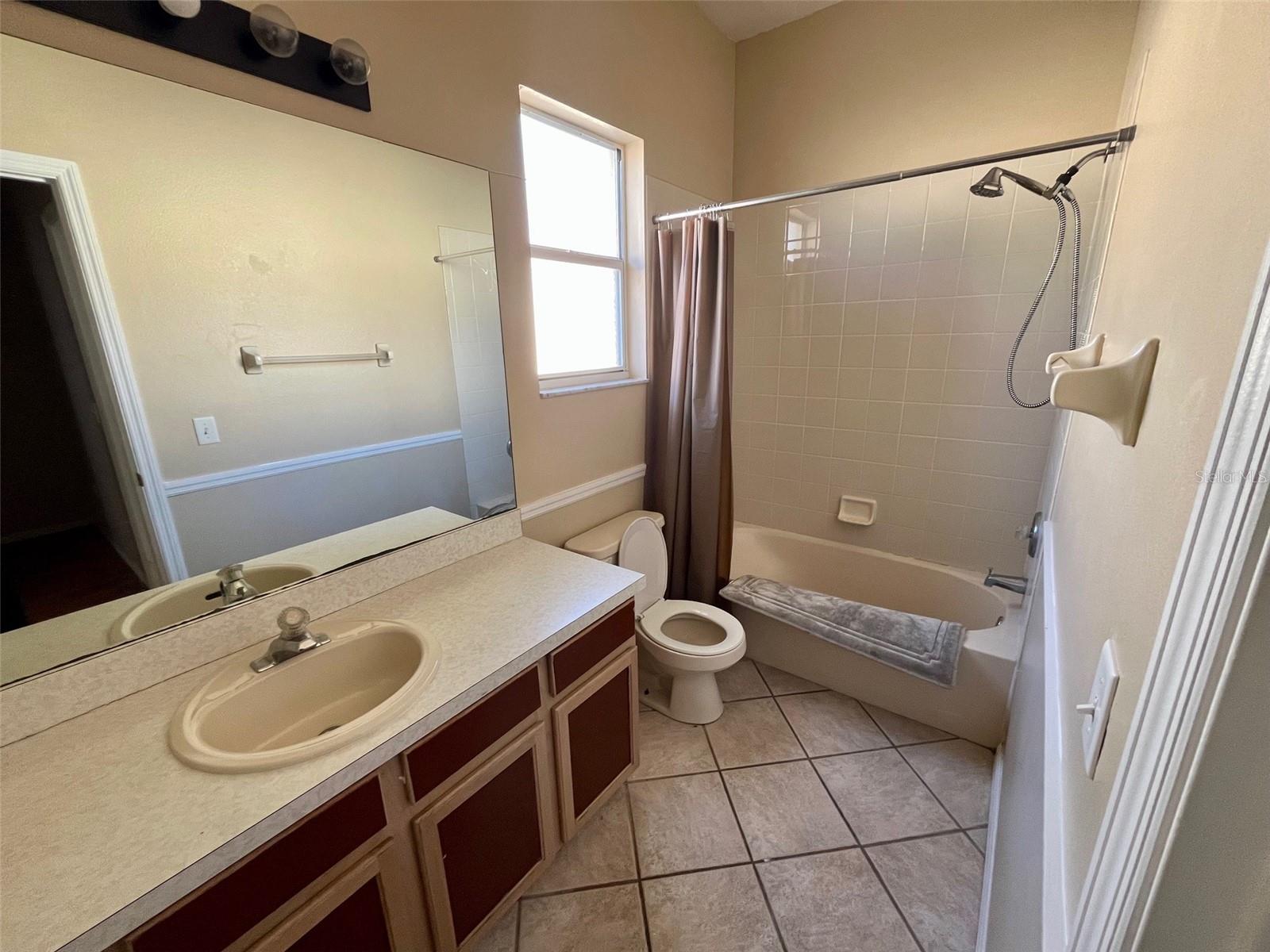 PEPPERTREE AT CYPRESS WOODS UNIT 2 - Residential Lease