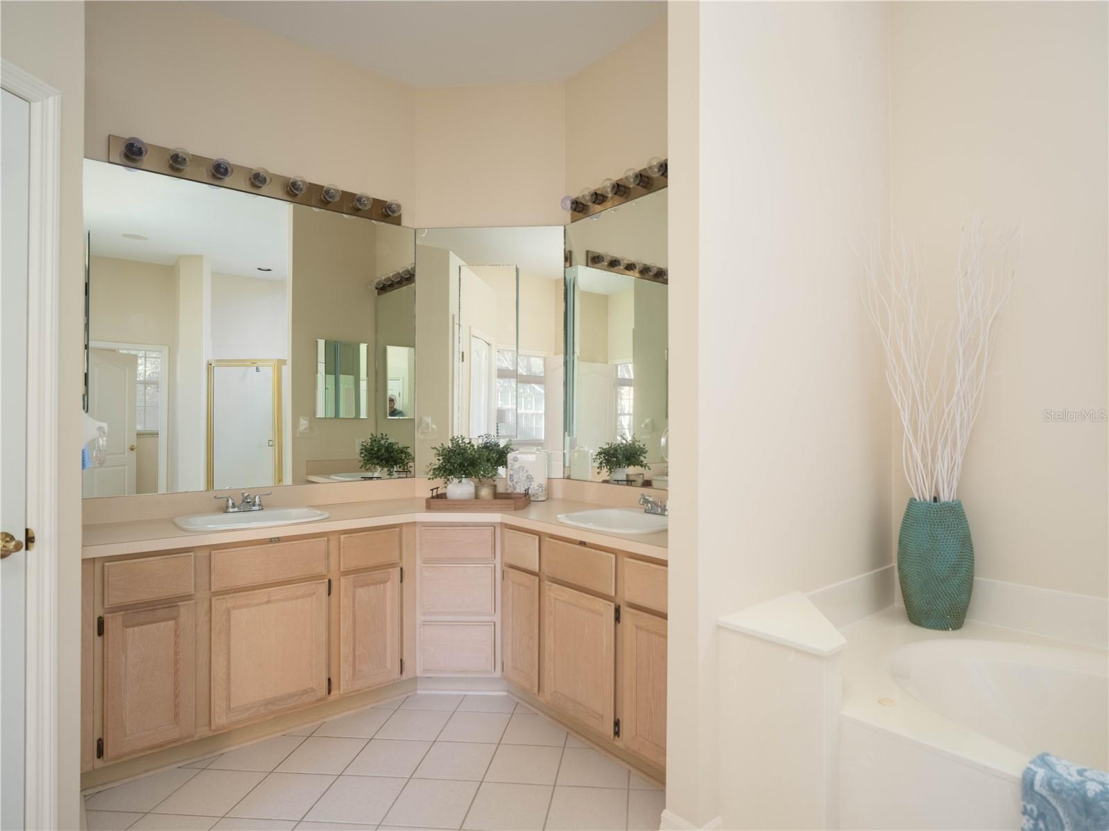 RICHMOND - Residential