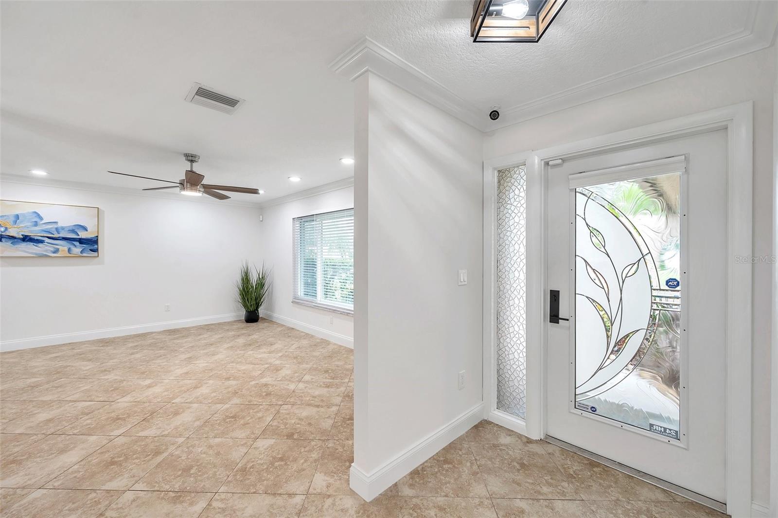 11245 BELLA LOMA DRIVE