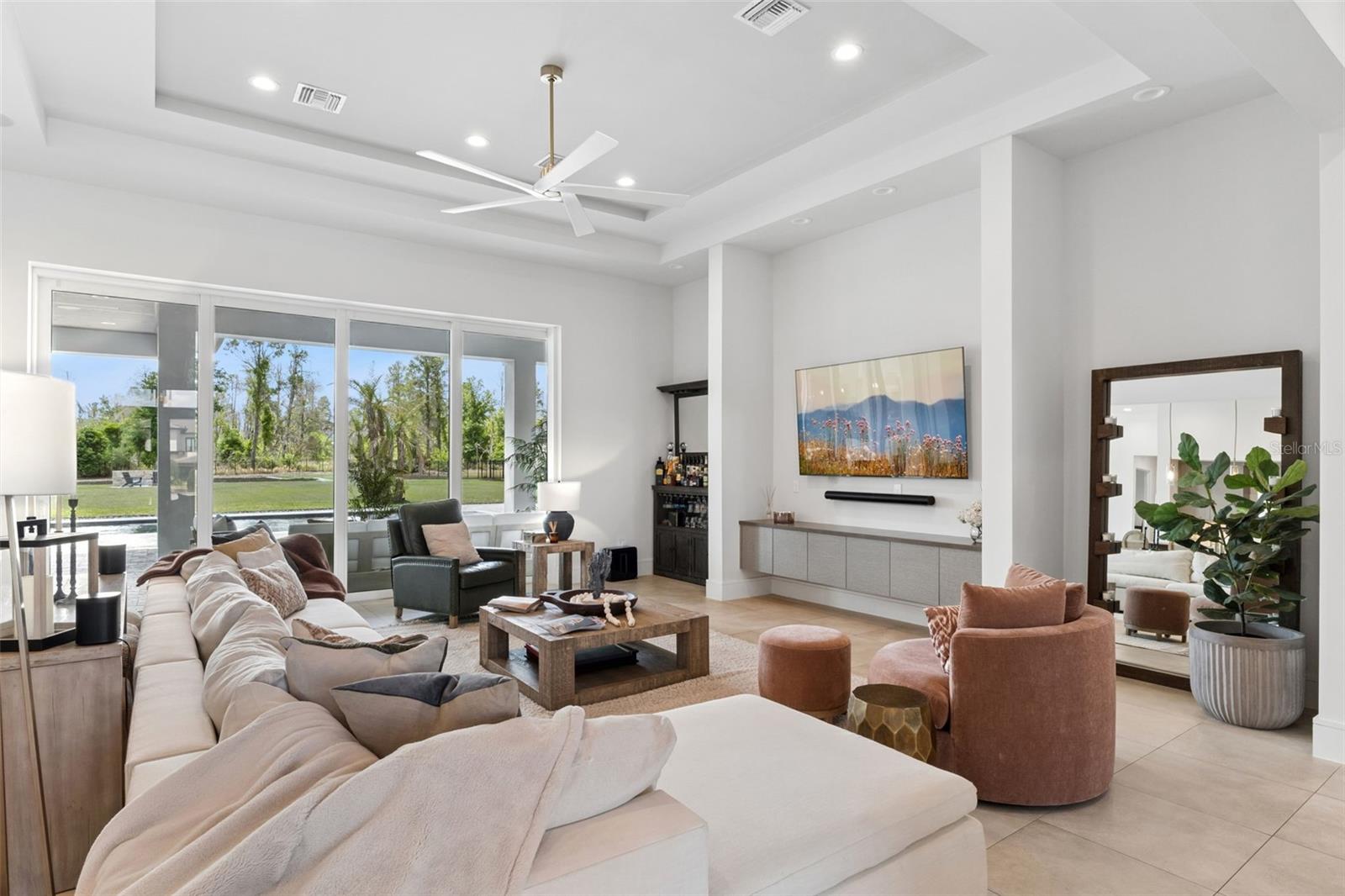 BELLA COLLINA SUB - Residential