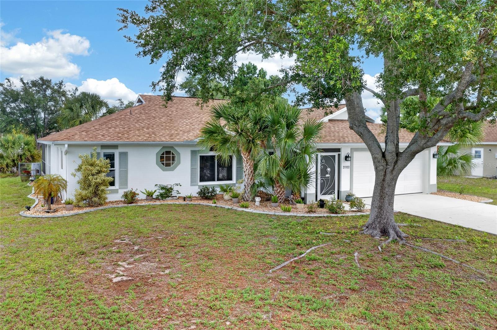 PEACHLAND PLACE - Residential