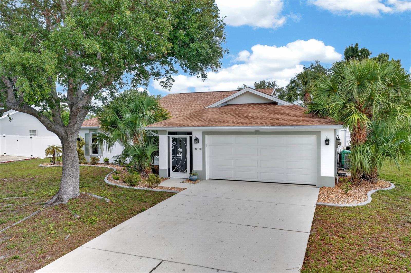 PEACHLAND PLACE - Residential