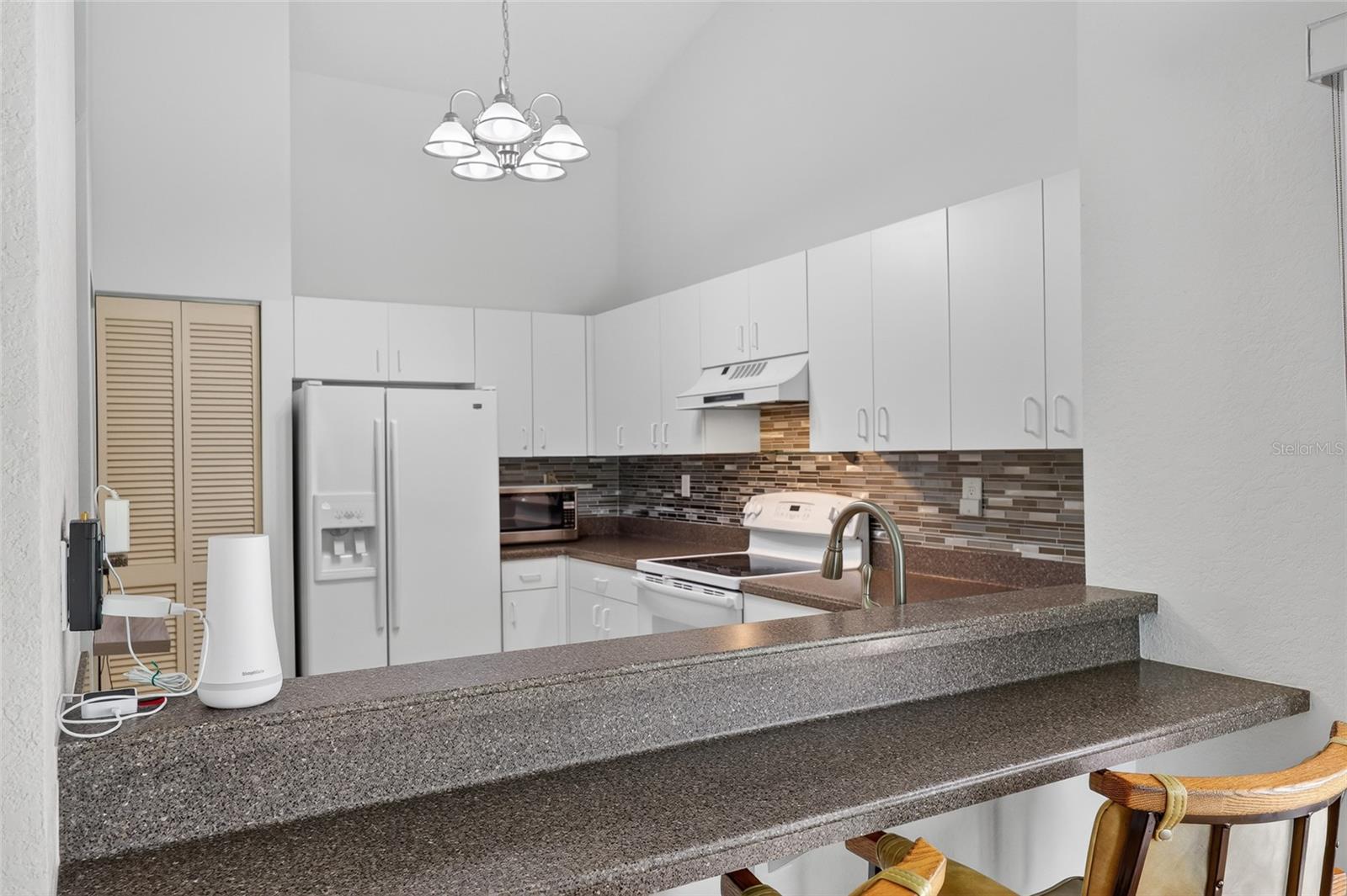 PEACHLAND PLACE - Residential