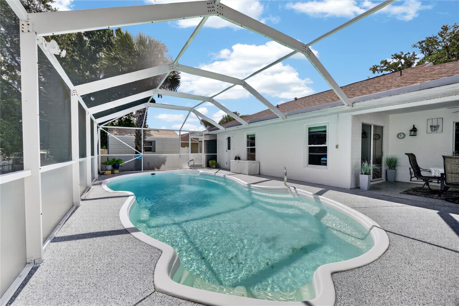 21322 WALLING COURT