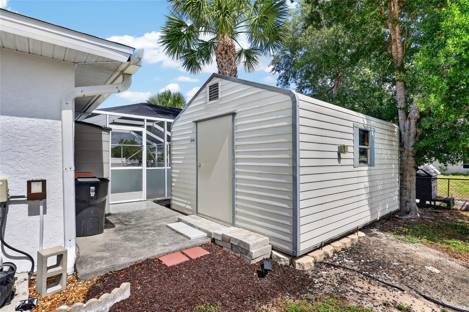 PEACHLAND PLACE - Residential