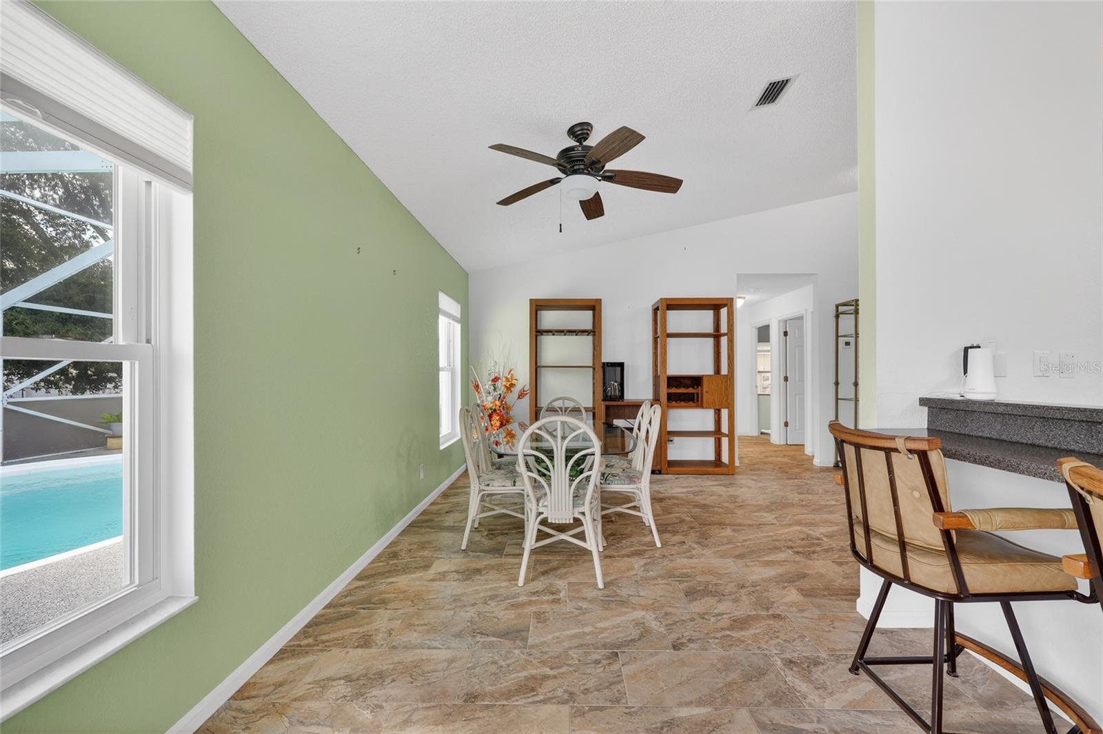 PEACHLAND PLACE - Residential
