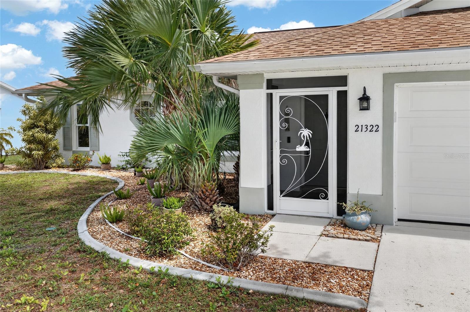 PEACHLAND PLACE - Residential